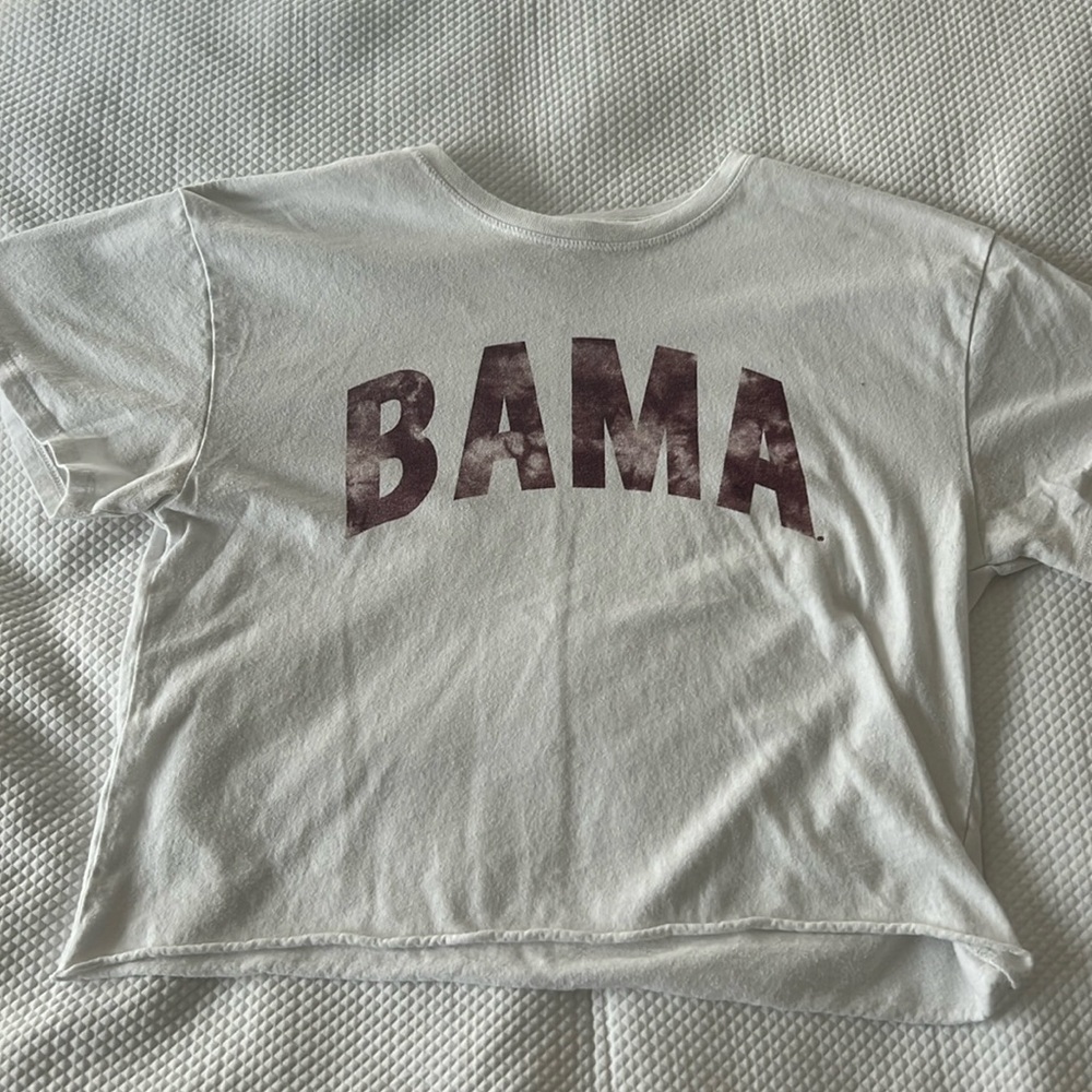 LEAGUE ‘BAMA’ crop top, worn a few times still in good condition, comfy to wear